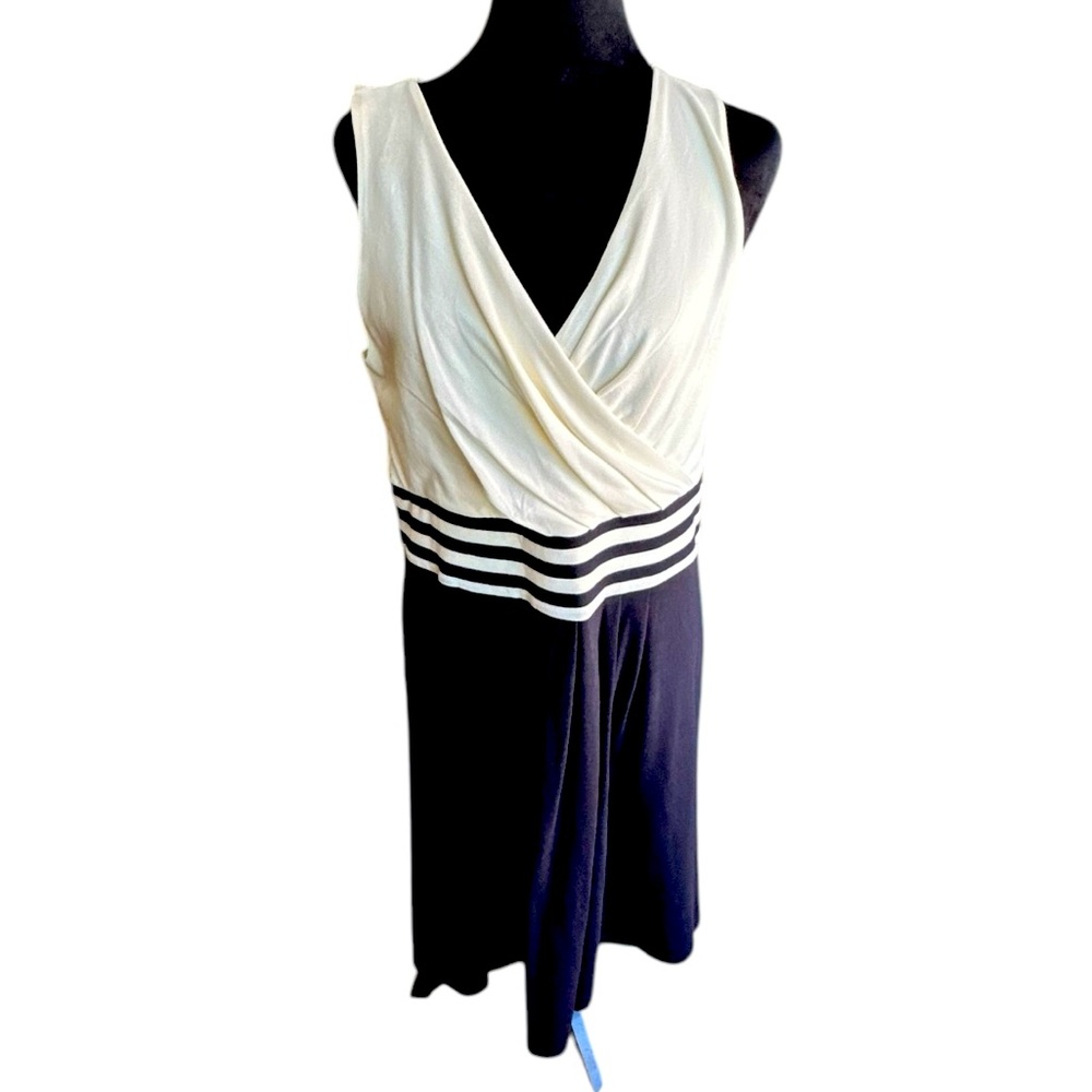 Lands’ End Women’s Colorblock Dress Medium 10-12 Navy Ivory Sleeveless Wrap